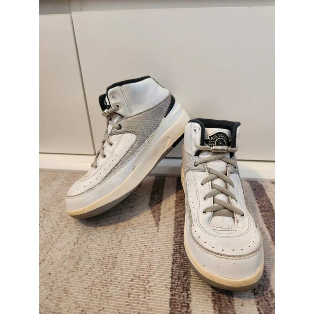 Nike Air Jordan 2 Retro Cement Grey PS Size 12.5C
